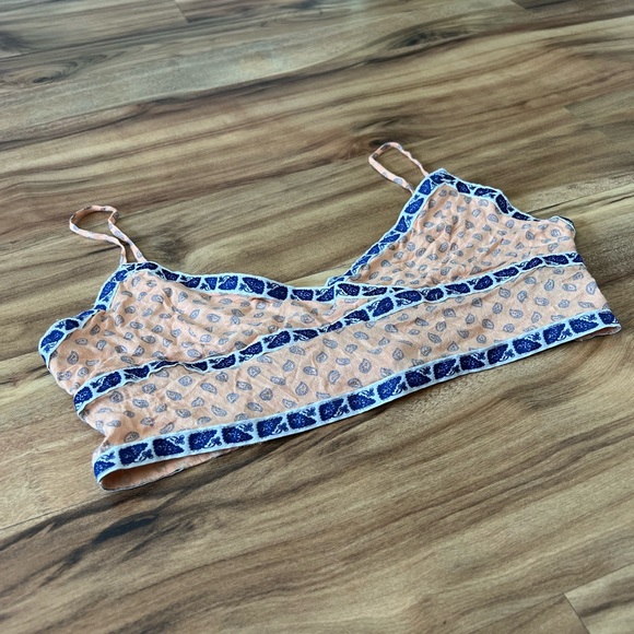 Urban Outfitters Crop Top Boho Bralette - Size Small - Picture 2 of 4